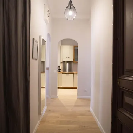 Le Coin Du Marche Ницца