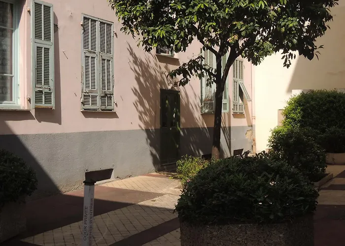 Le Coin Du Marche Apartment